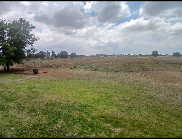 10,400M² VACANT LAND SOLD IN KOOKRUS
